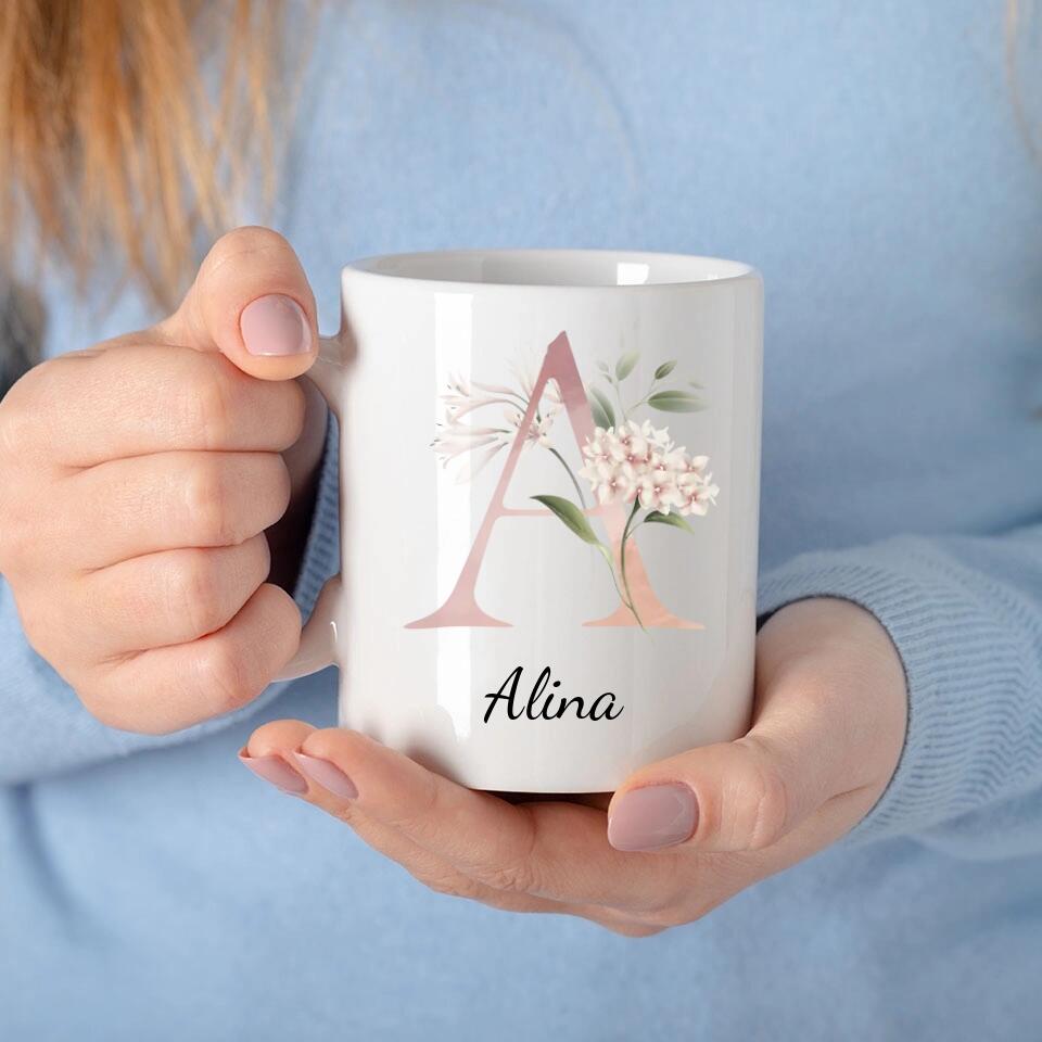 Tasse mit Anfangsbuchstaben