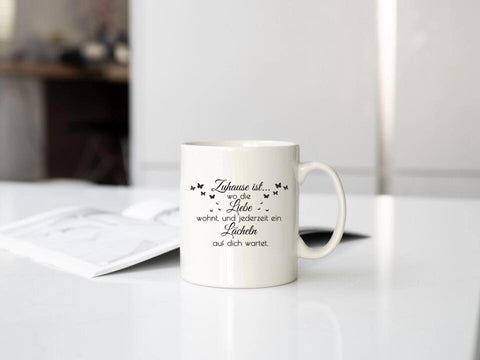 Zuhause ist... - Personalisierte Foto Tasse