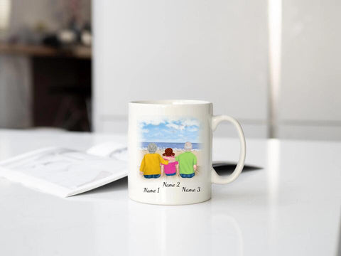 Personalisierte Tasse Familie (Großeltern mit Enkelin)